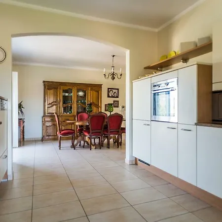 Tipica Casa Portuguesa Vila Batalha