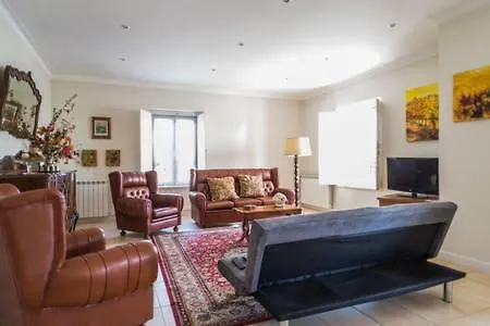Tipica Casa Portuguesa Batalha
