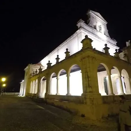 Tipica Casa Portuguesa Batalha